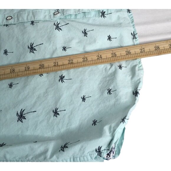 Denim & Flower Mens L Short Sleeve Button Down Shirt Baby Blue Palm Tree Print - Picture 10 of 13